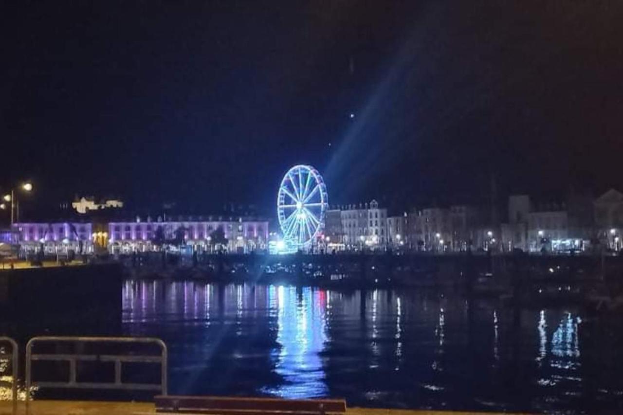 Studio à 300m de la plage de Dieppe Extérieur photo