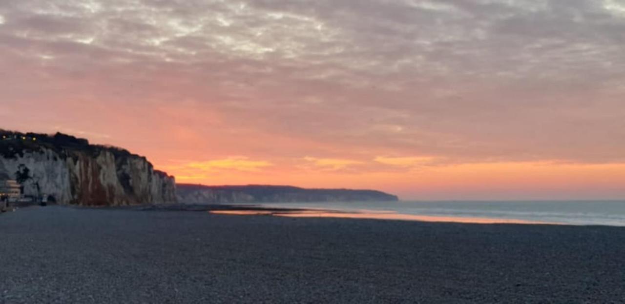 Studio à 300m de la plage de Dieppe Extérieur photo