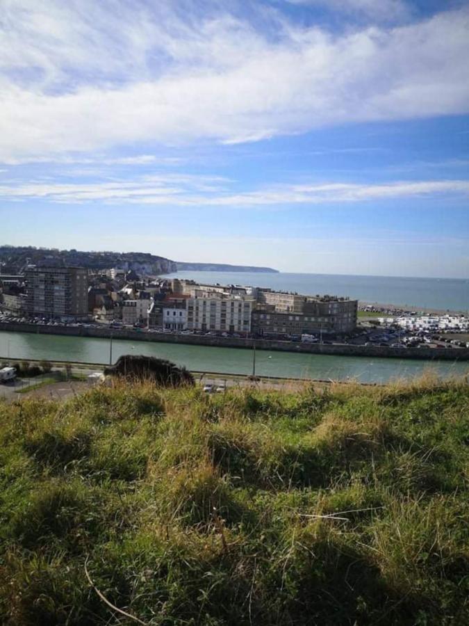 Studio à 300m de la plage de Dieppe Extérieur photo