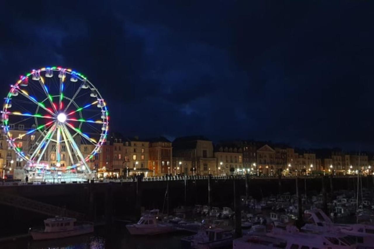 Studio à 300m de la plage de Dieppe Extérieur photo